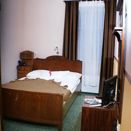 Rooms Ptuj Albergue